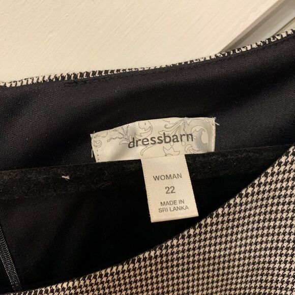 Dressbarn Sleeveless Dress - Picture 5 of 6